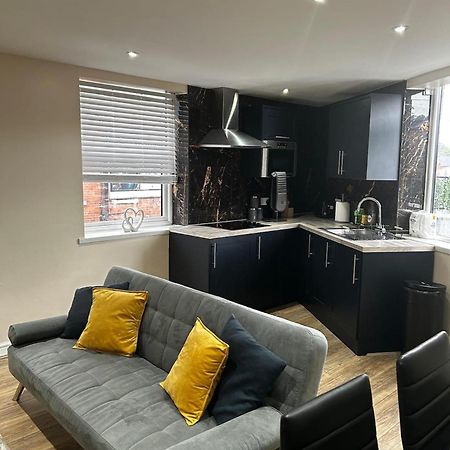 شقة Leeds Urban Retreat- Pet Friendly Flat المظهر الخارجي الصورة